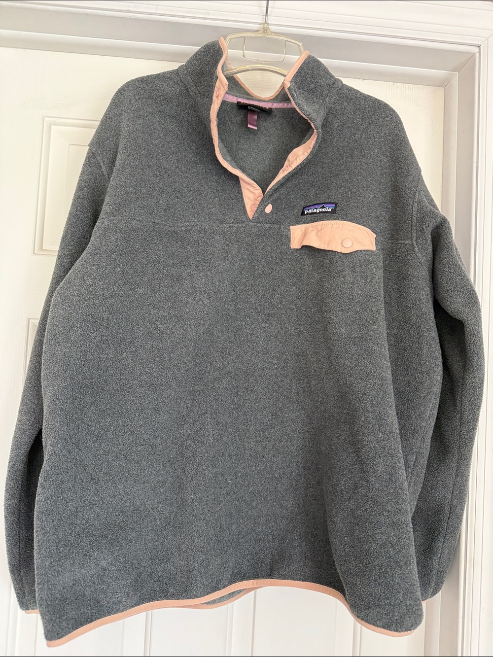 Patagonia Men’s Gray Fleece Zip Pullover with Peach Trim